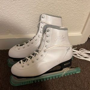 Ice skates